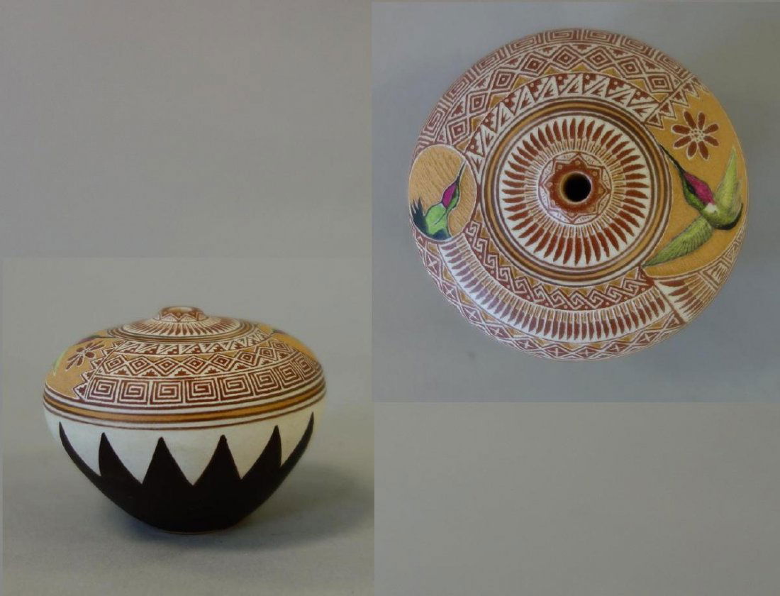 Wallace Nez, Navajo Pottery Seed Pot (1 of 5)