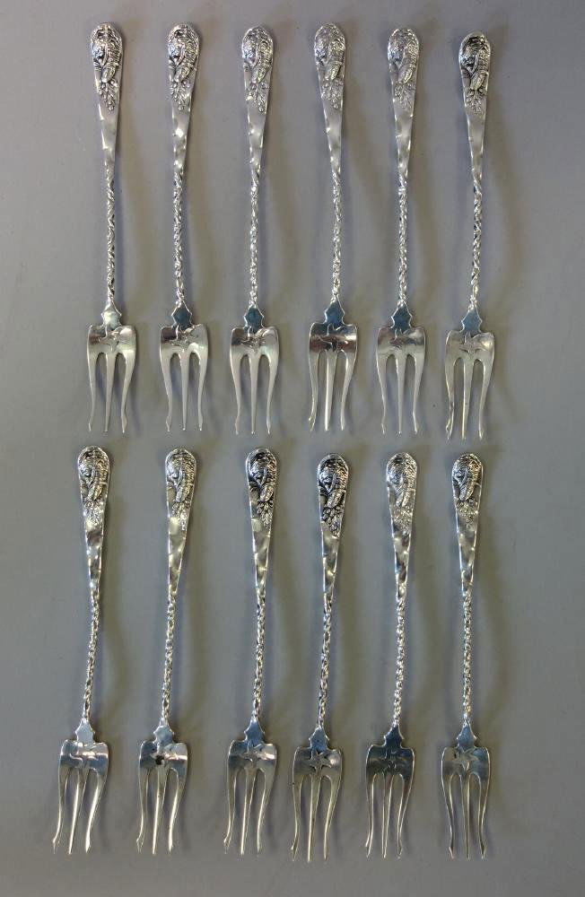 Whiting Mfg Sterling Cocktail Forks, Starfish Pattern (1 of 4)