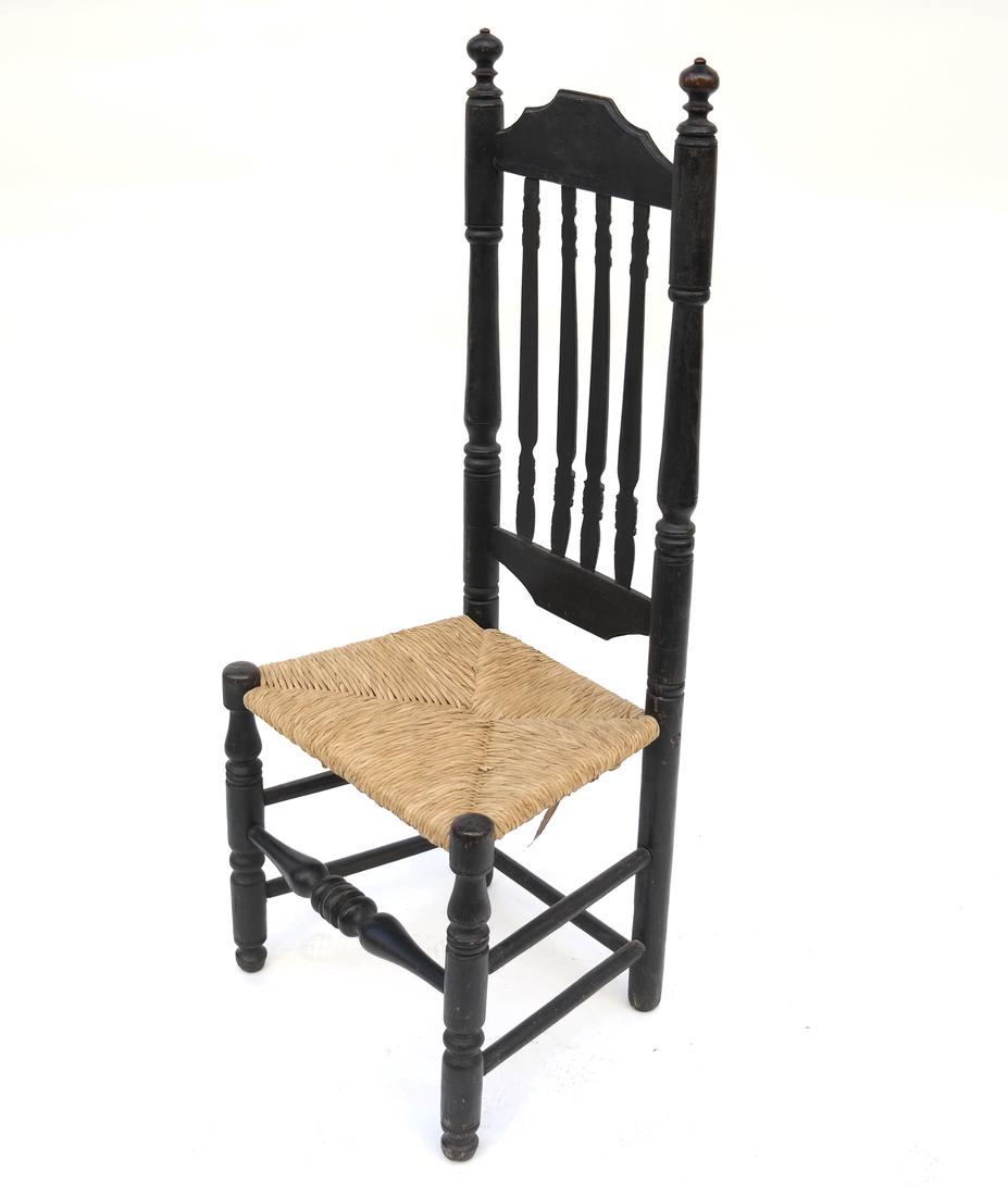 MAPLE BANNISTER-BACK SIDE CHAIR NEW ENGLAND, 18th C. (1 of 8)