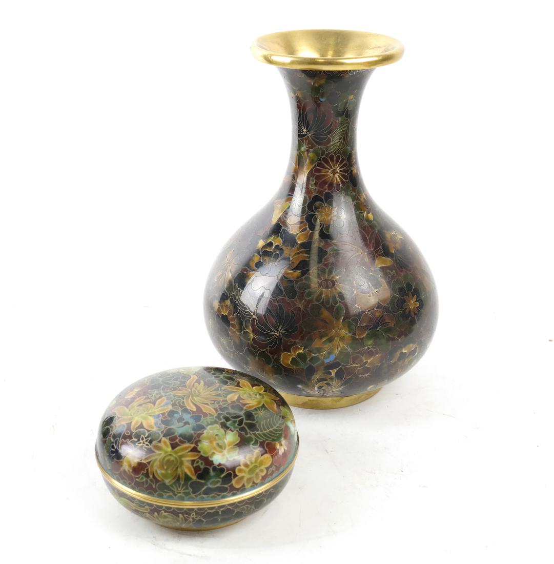 Two Chinese Cloisonne Vessels (1 of 7)