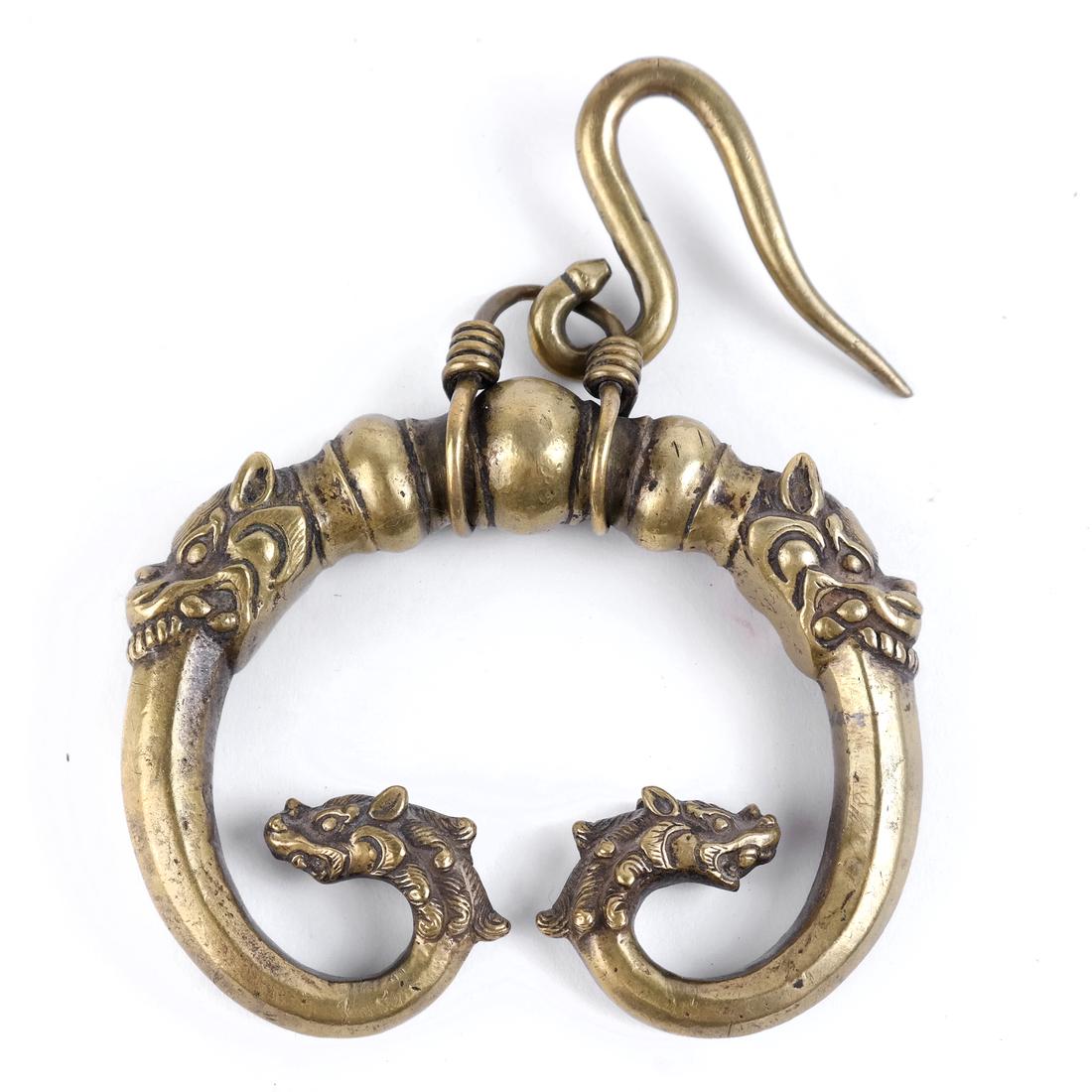 Antique Chinese Bronze Ornament (1 of 6)