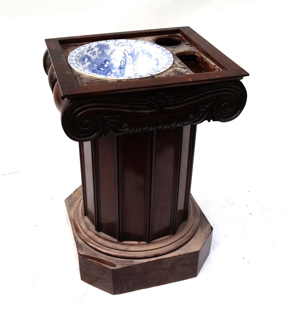 Continental Shaving Stand (1 of 9)