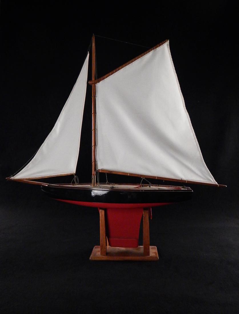 Model Yacht (1 of 11)