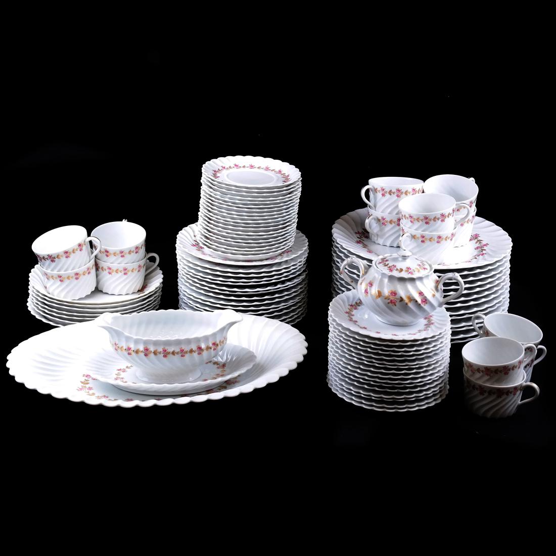 Partial Limoges Dinner Service: Limoges Haviland partial floral decorated porcelain service,"Plaisance" pattern. Total of 87 pieces. Includes: 13 dinner plates [10 1/4" Dia], 15 salad plates, 16 bread plates, 19 saucers, 14 cups, 12