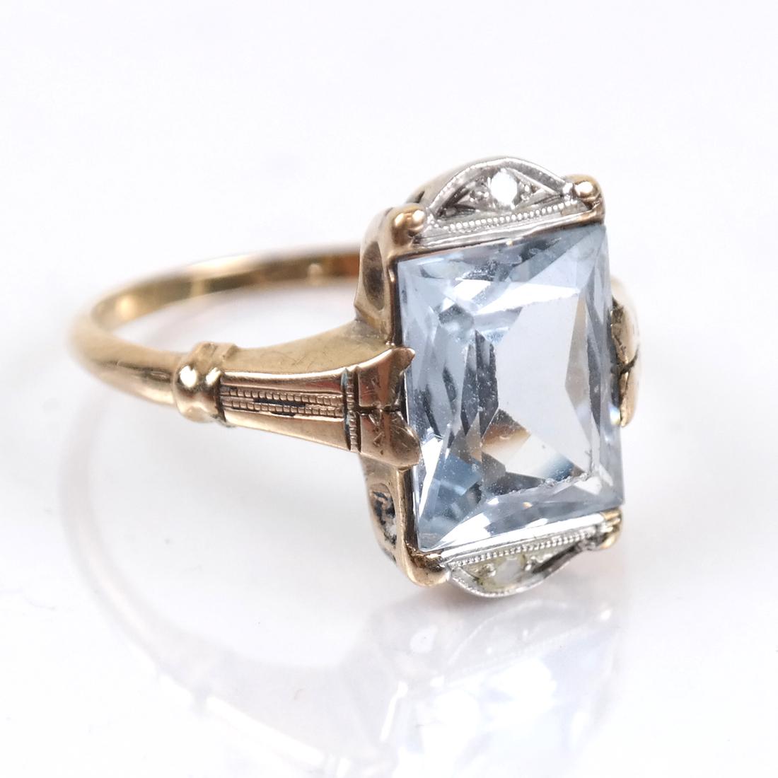 Art Deco 10k Gold Ring With Blue Stone: Art Deco 10k Yellow Gold Ring set with a faceted blue stone; [Size 6 3/4; Weight approximately 2.1 dwts]; Overall good condition.