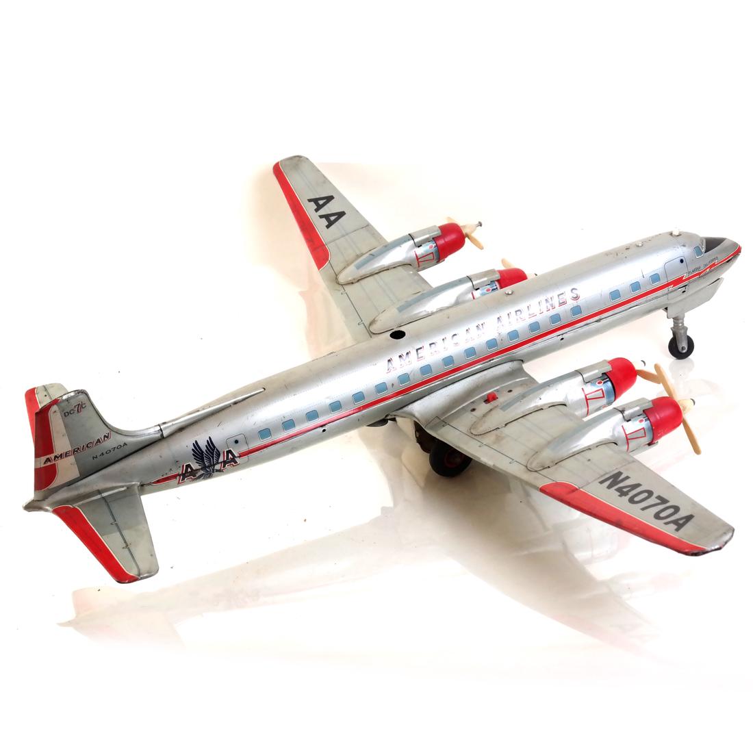 Tin Model American Airlines Airplane (1 of 7)