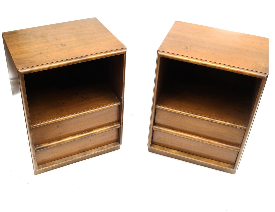 T.H. Robsjohn-Gibbings for Widdicomb (1 of 7)