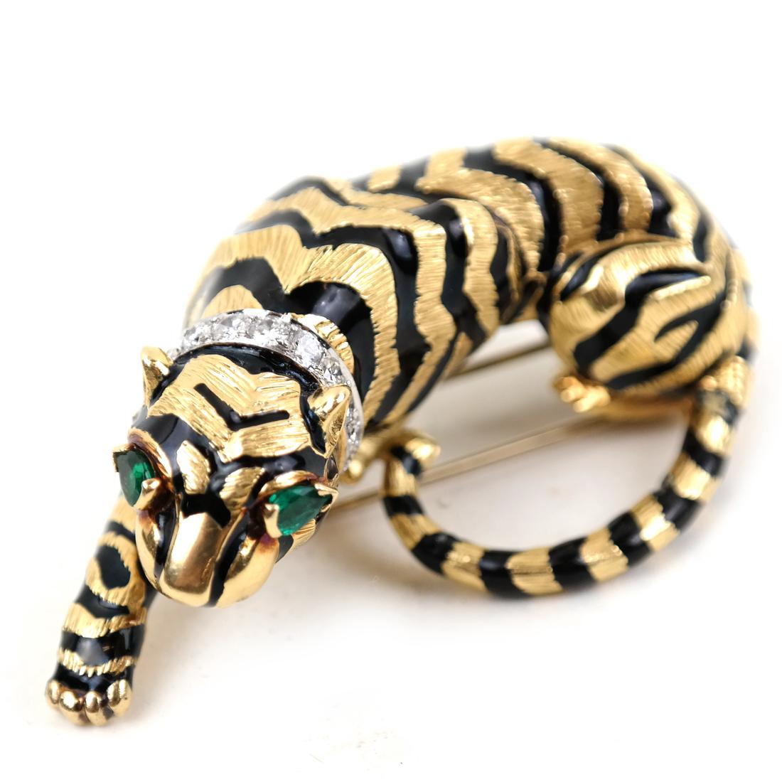 David Webb 18k Diamond & Emerald Brooch (1 of 6)