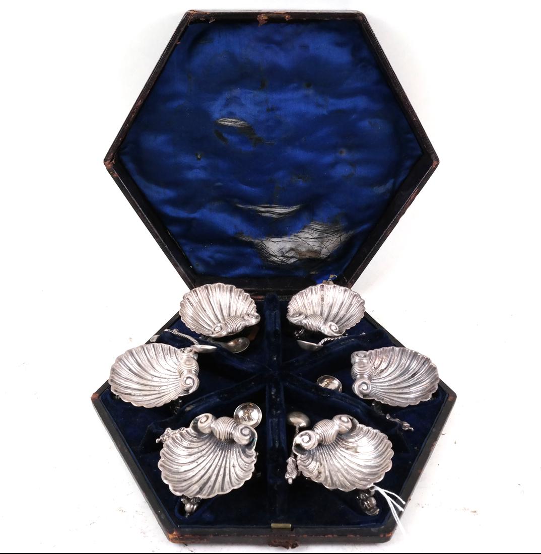 Set of 6 Sterling Shell-Form Salts (1 of 7)
