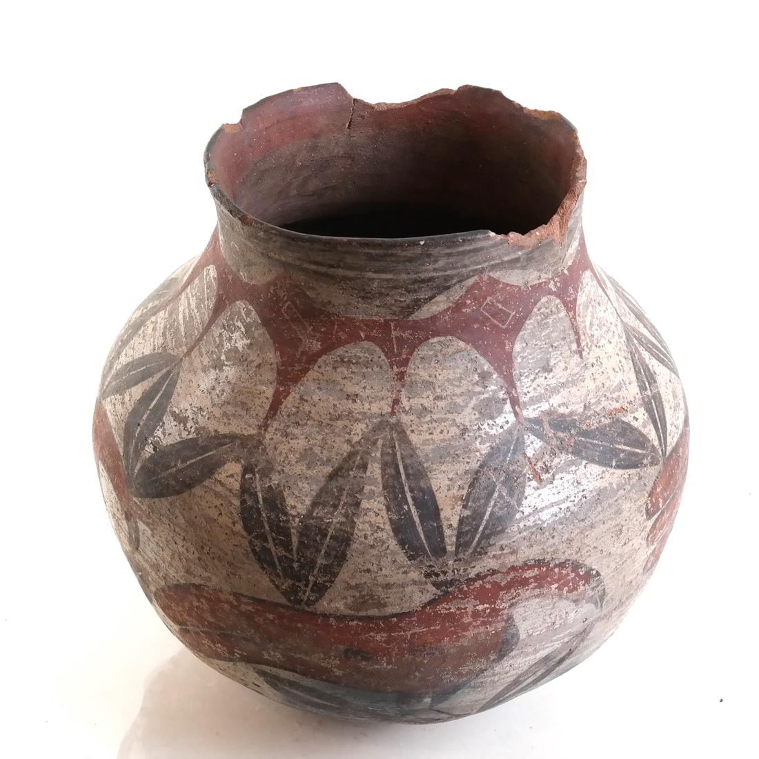 Zia Pottery Jar (1 of 9)