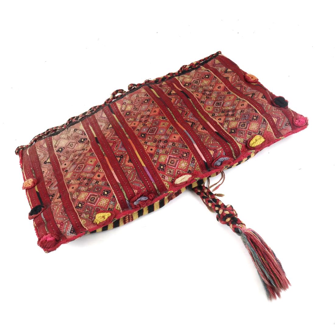 Tribal Woven Bag (1 of 4)