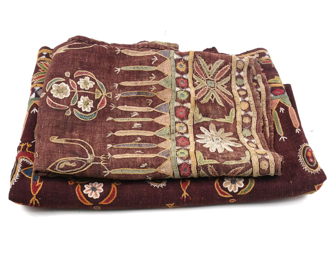 Two Antique Crewel Work Fragments (1 of 5)