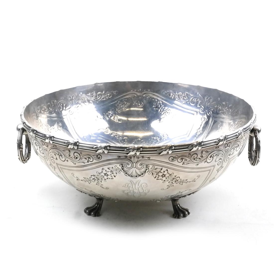 Durgin Mfg. Sterling 2-Handled Footed Centerpiece Bowl (1 of 7)