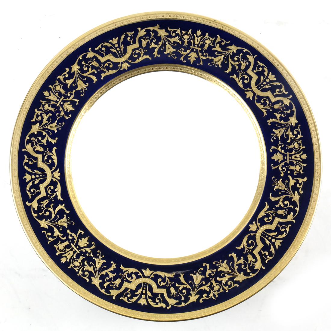 Set of 12 Cauldron Parcel Gilt Porcelain Dinner Plates (1 of 4)