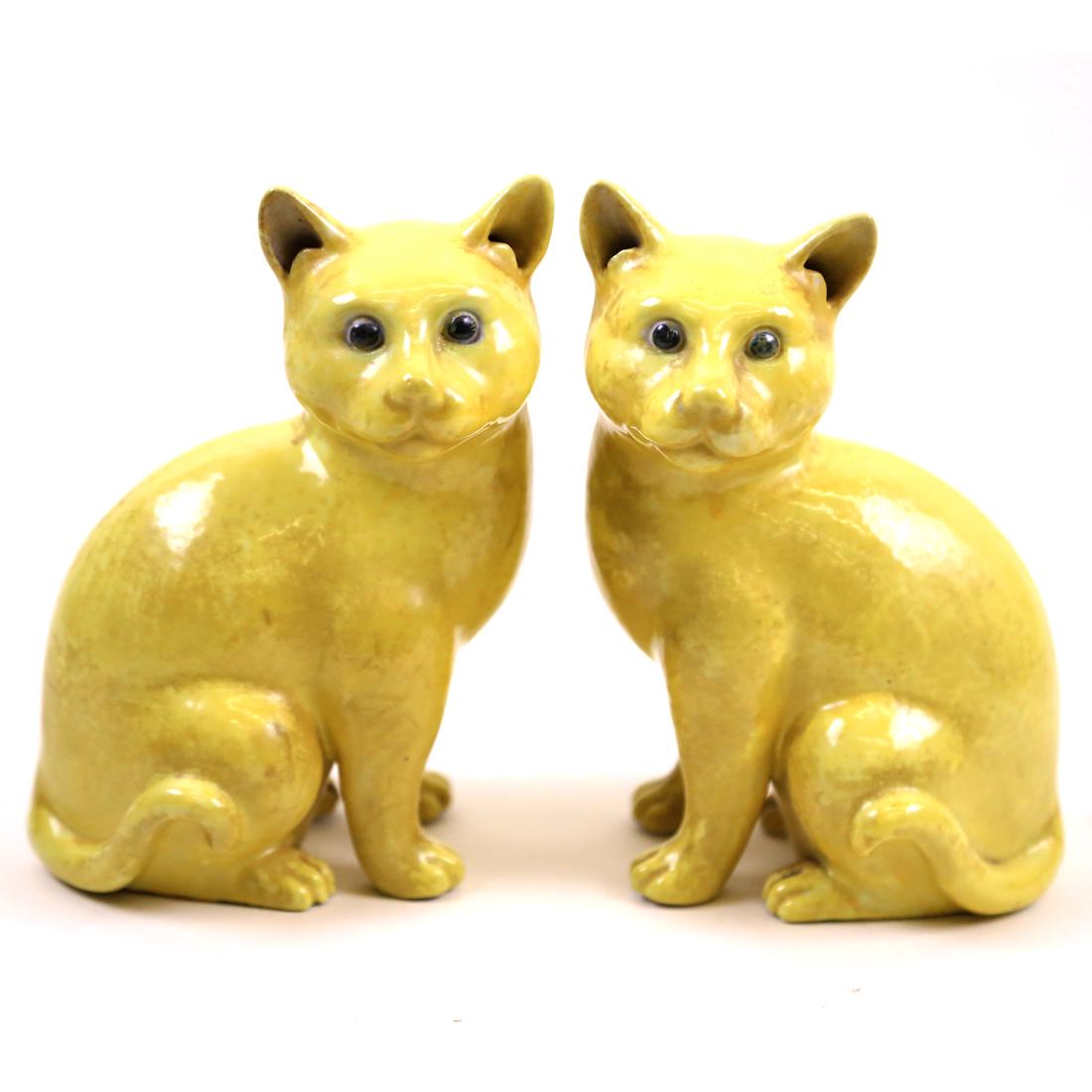 Pair of Chinese Opposing Ceramic Cats (1 of 5)