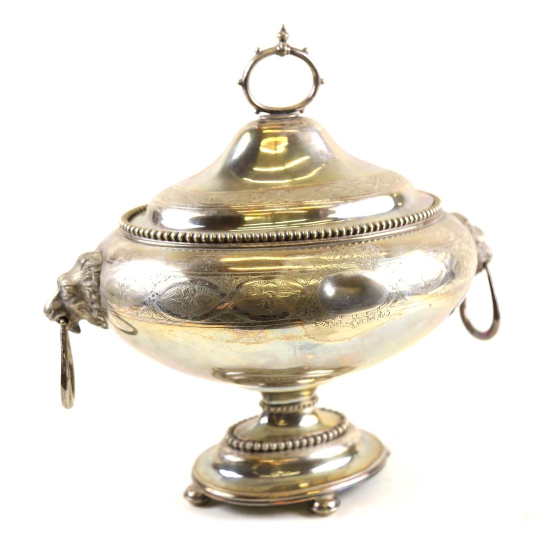 American Silver-Plated Oval Covered Soup Tureen (1 of 8)