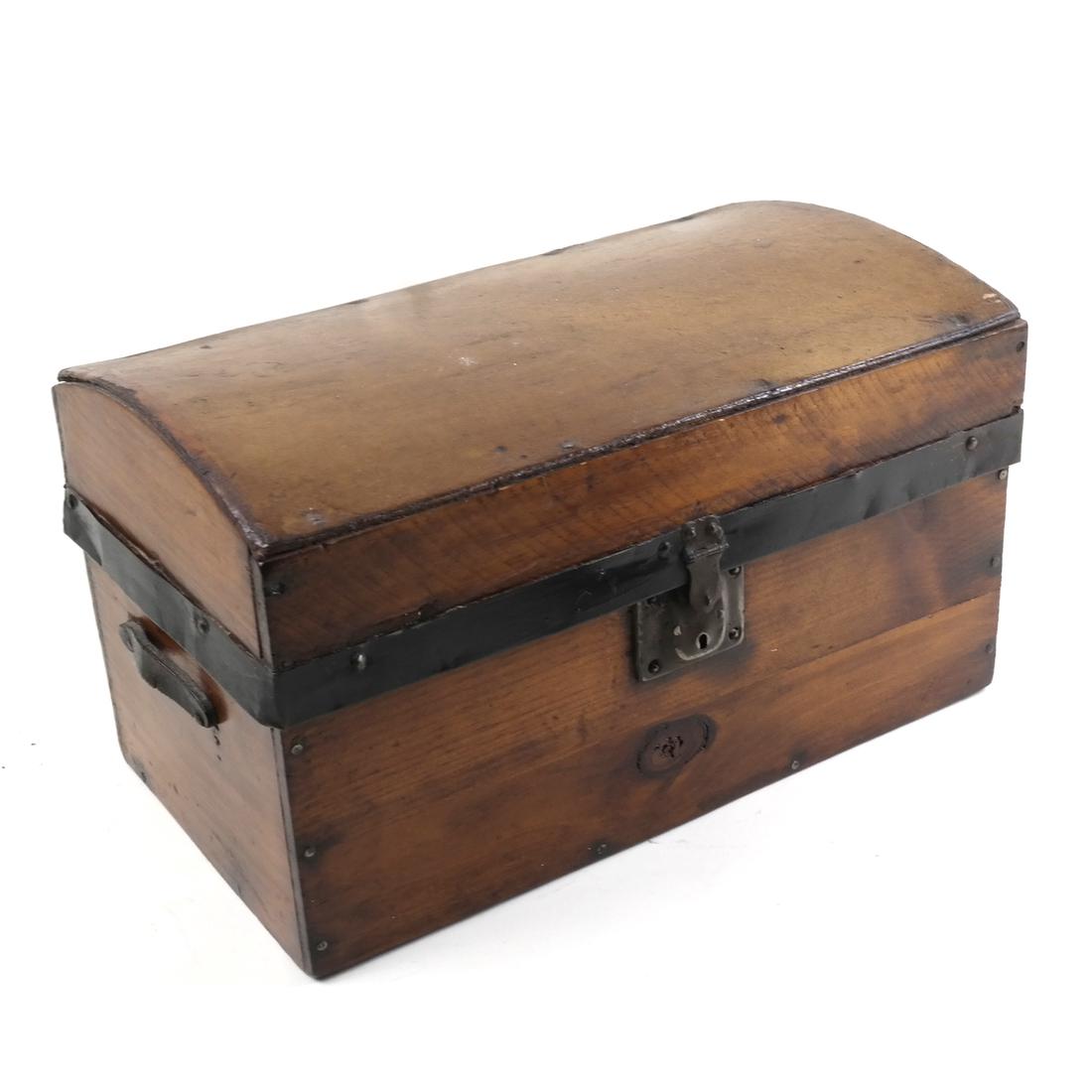 Pine Dome-Form Letter Box (1 of 7)