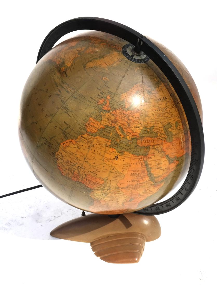 Art Moderne Illuminated Globe (1 of 5)