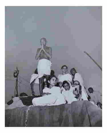 Margaret Burke White Mahatma Gandhi Photograph Nov 04 17 Roland Ny In Ny