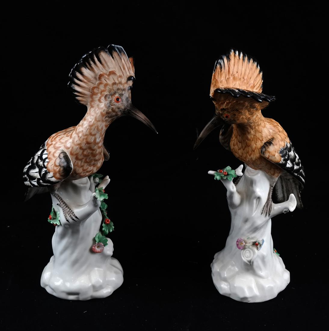 Pair of Porcelain Mottahedeh Birds (1 of 6)