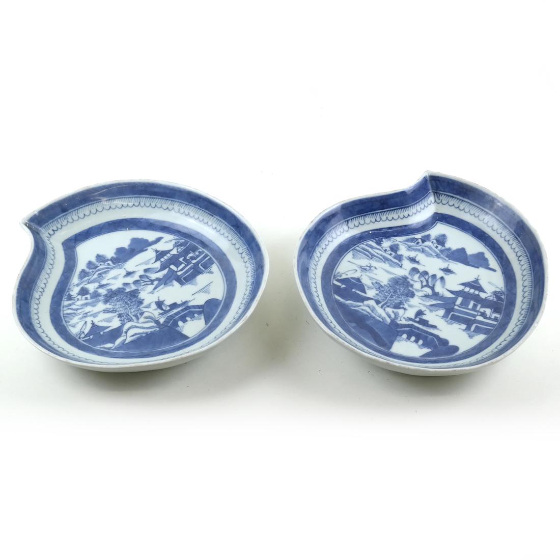Pair of Chinese Export Blue and White Dishes (1 of 5)