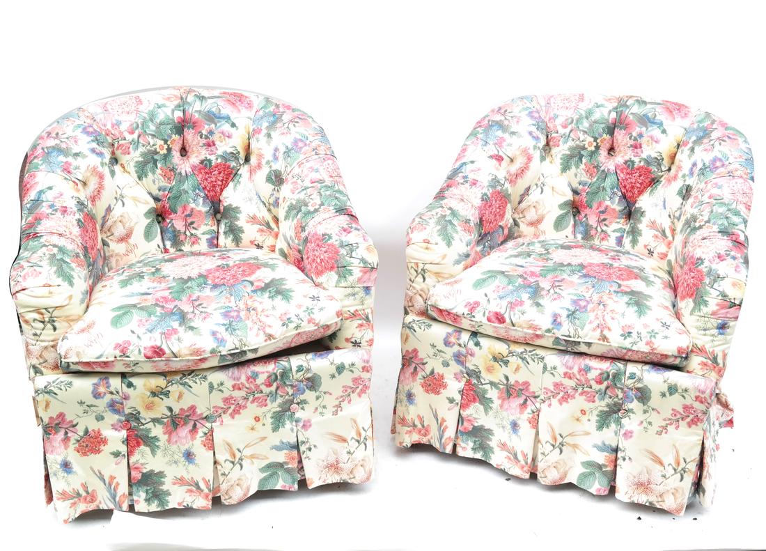 Pair of French-Style Tub Chairs By Baker (1 of 7)