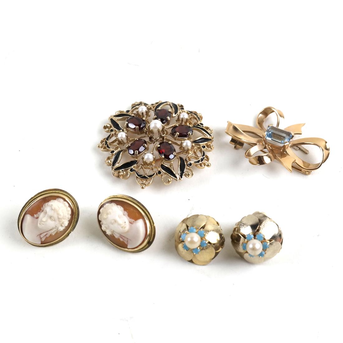 14K Yellow Gold Group of Earrings and Pins (1 of 5)