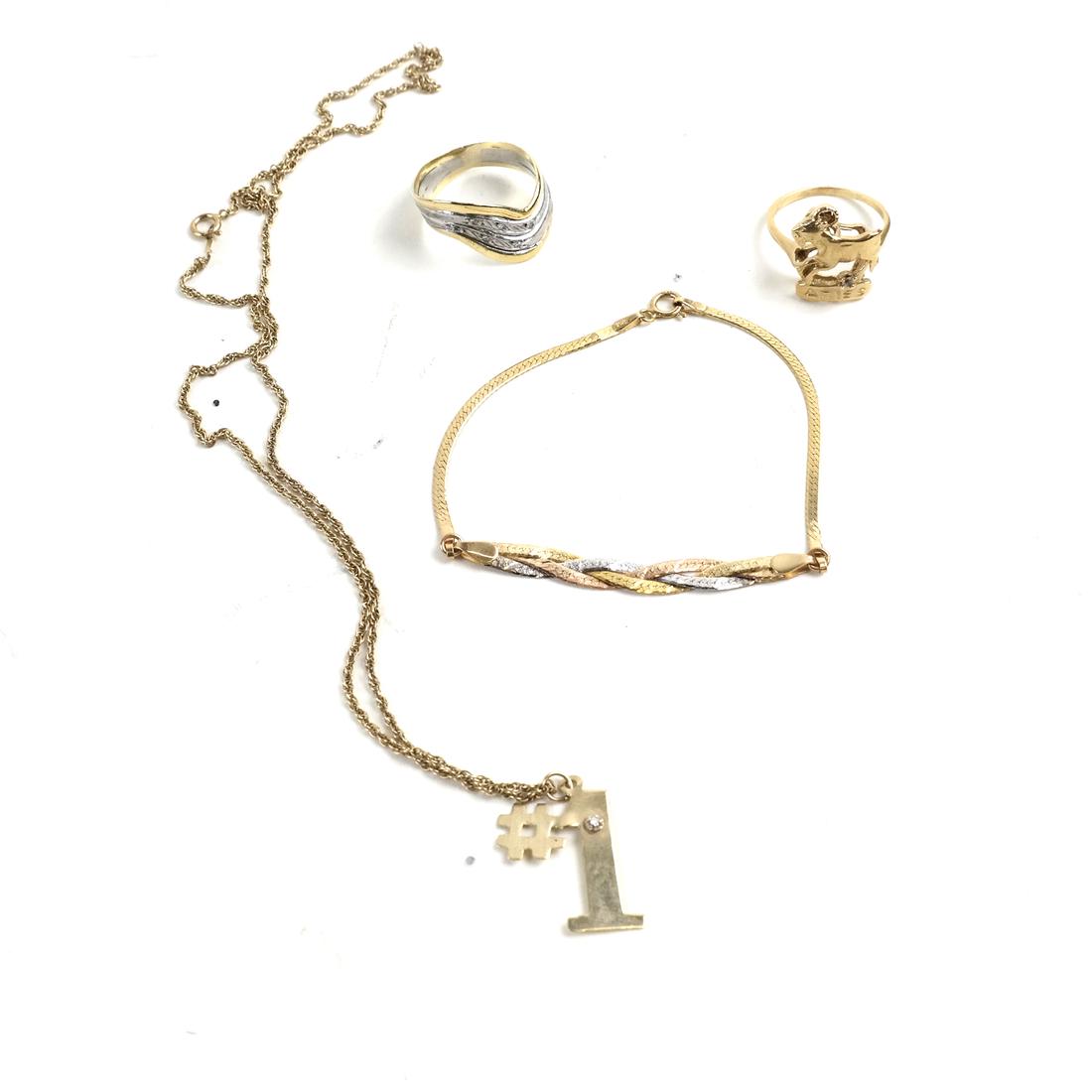 Four 14k Yellow Gold Jewelry Items, 8.5 dwt inclusive (1 of 5)