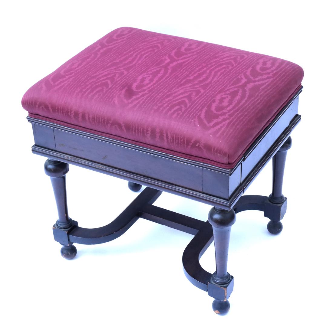 William and Mary-Style Bench (1 of 4)