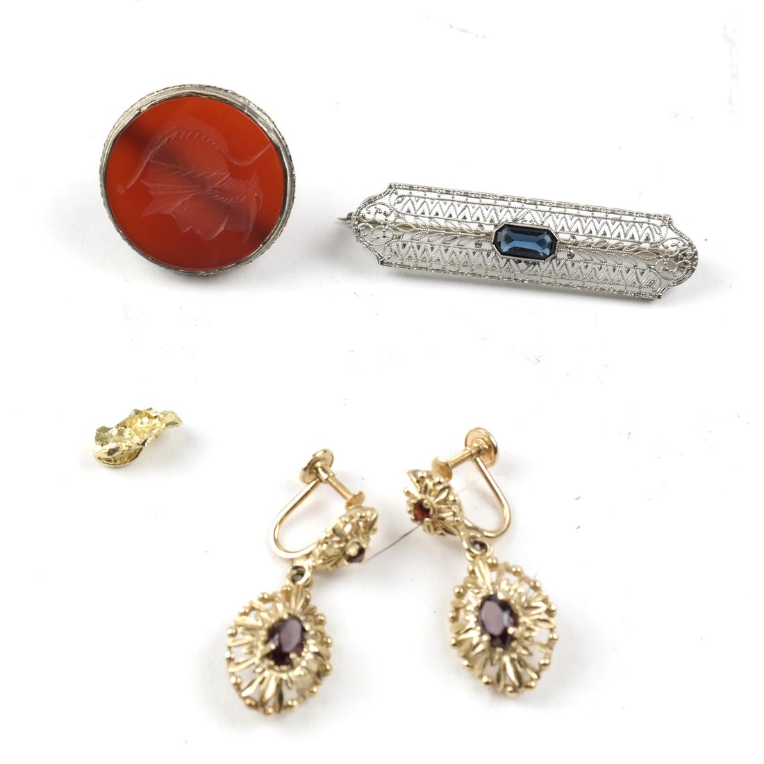 Lot of 14k Yellow Gold Assorted items (1 of 8)