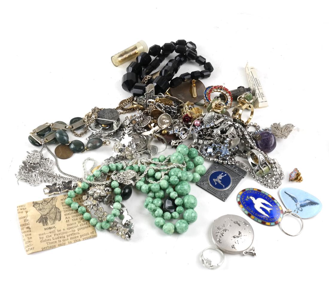 Group of Costume Jewelry (1 of 4)