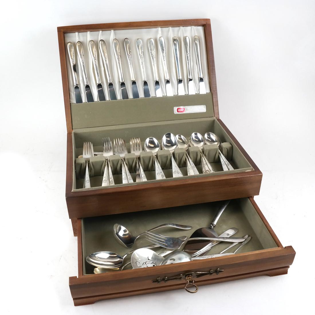 Sterling Silver Flatware; Reed & Barton. 88 ozt. (1 of 9)