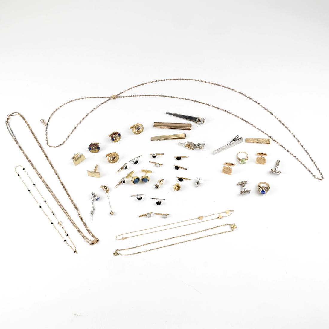 Vintage Gold and Gold-Tone Men's Accessories (1 of 8)