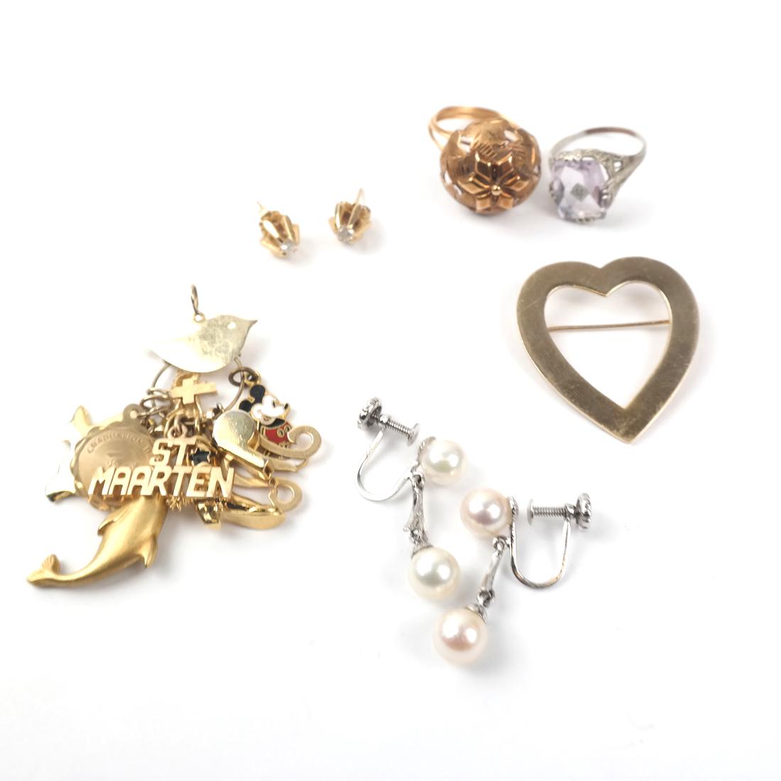 Assorted 14k White and Yellow Gold Scrap (1 of 9)