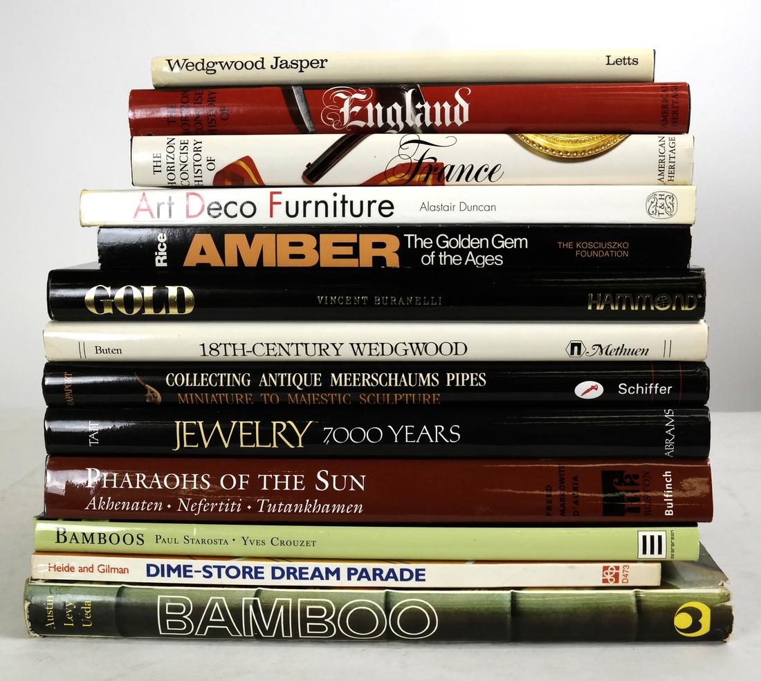 Art Books: 15 Volumes on Art and Decorative Arts (1 of 2)