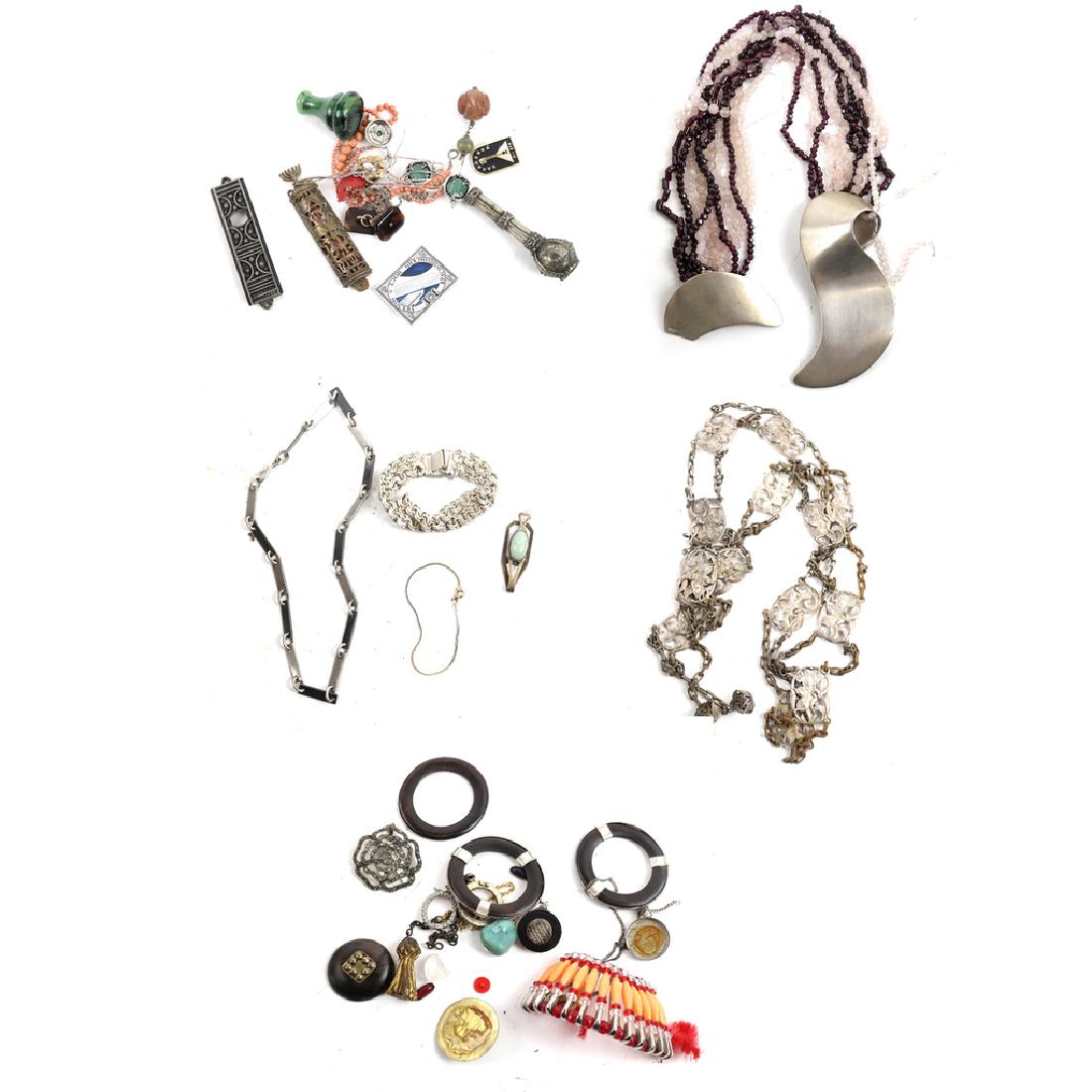 Costume Jewelry (1 of 6)