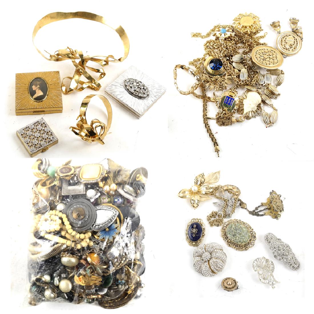 Costume Jewelry (1 of 5)