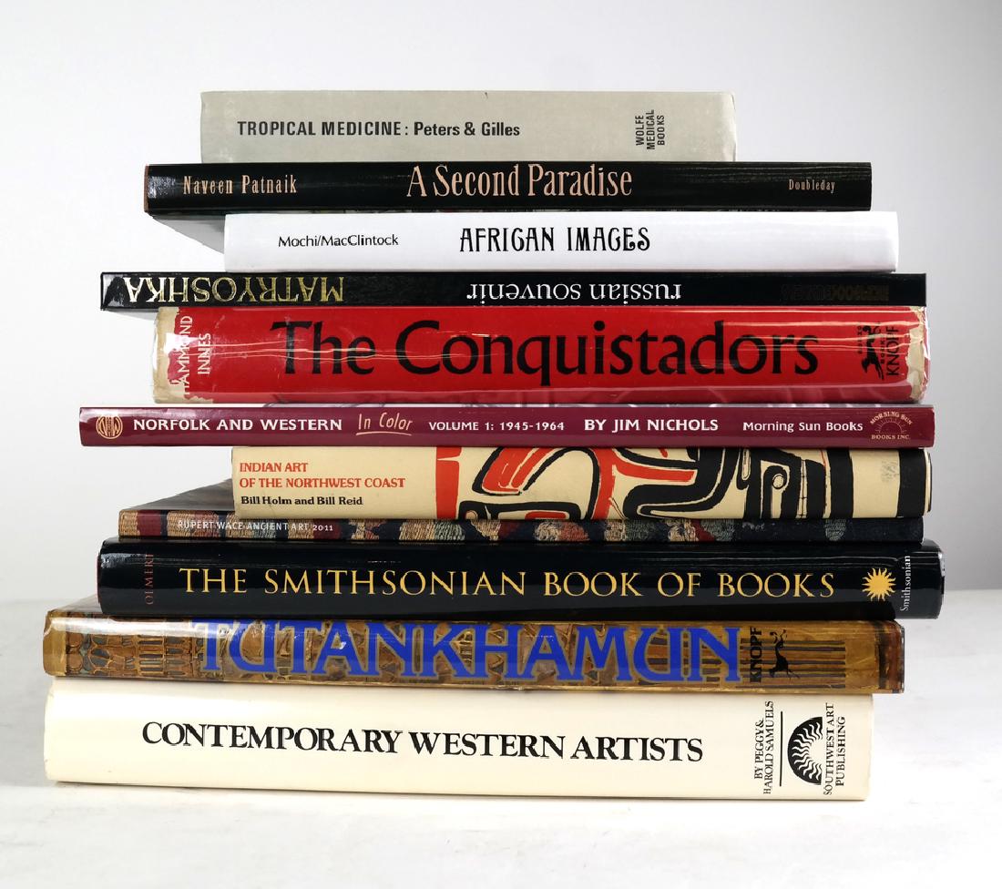 Art and Decorative Art Books - 11 Volumes (1 of 3)