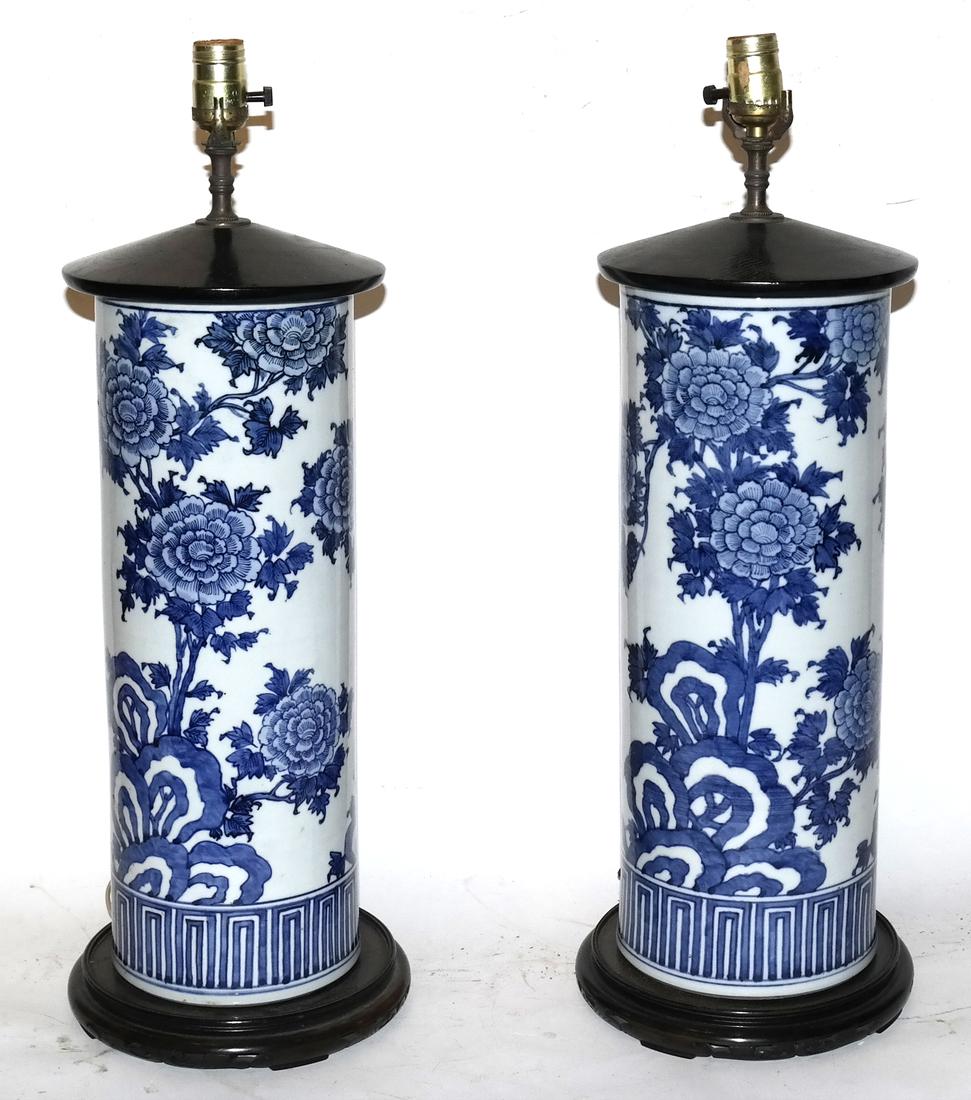 Pair of Chinese Porcelain Table Lamps (1 of 3)