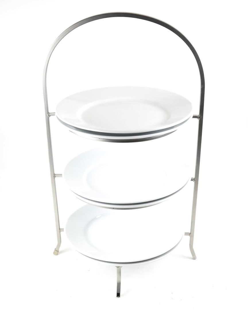 Set of Six Porcelain Plates and a Tea Stand (1 of 4)