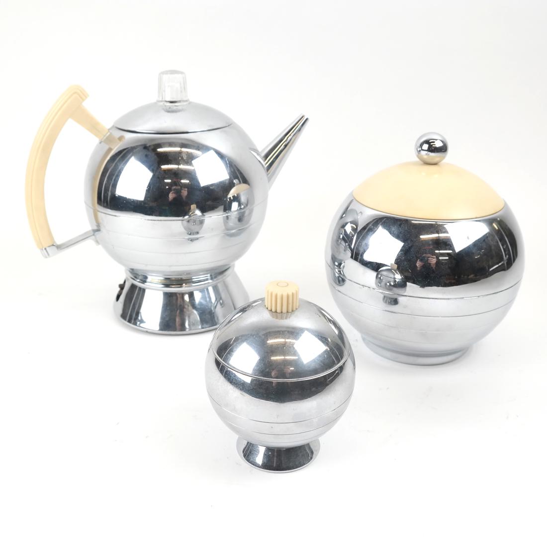 Three Piece Bakelite and Chrome Tea Set by Chase (1 of 10)