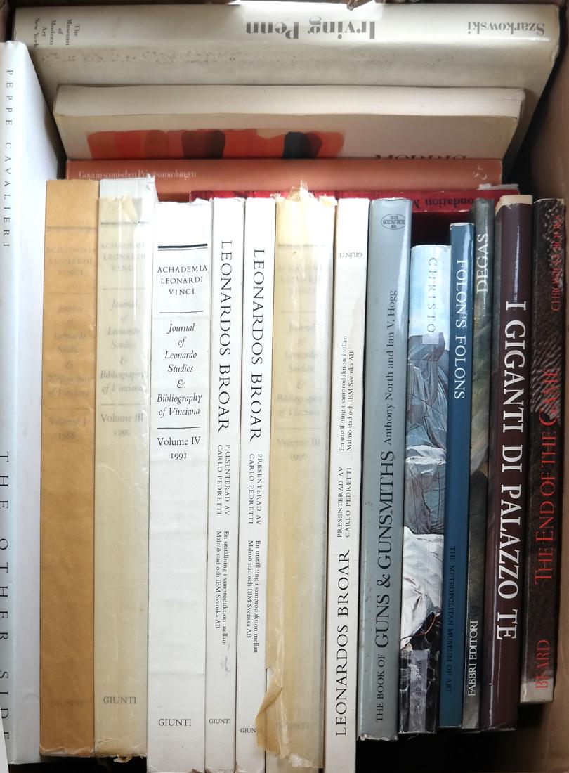 Box Lot - 21 Vols. - Photography and Art Books: Including: Leonardo, Irving Penn, Peter Beard, Cristo, Tapier and more.