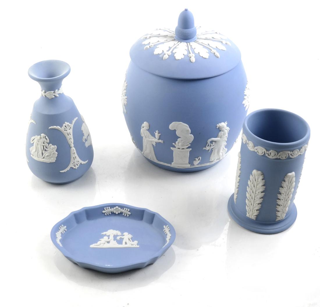 Wedgwood Pottery: 4 Articles (1 of 8)