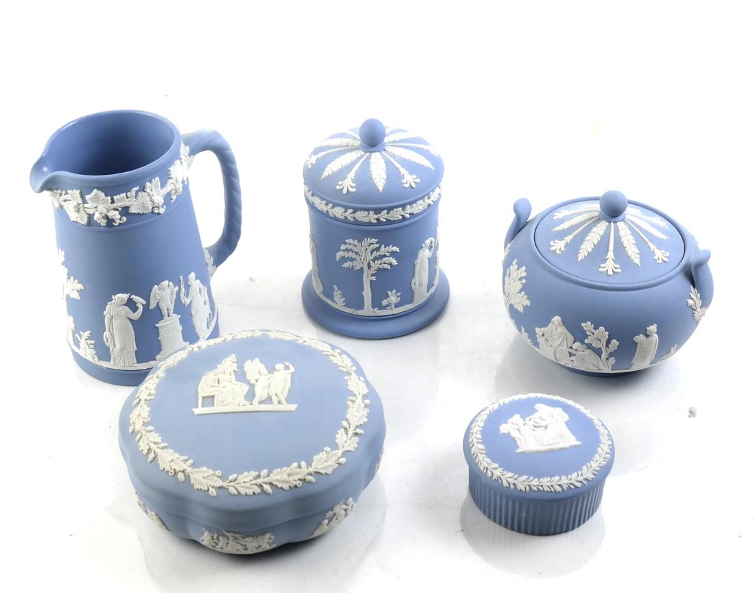 Wedgwood Pottery: 5 Articles (1 of 7)