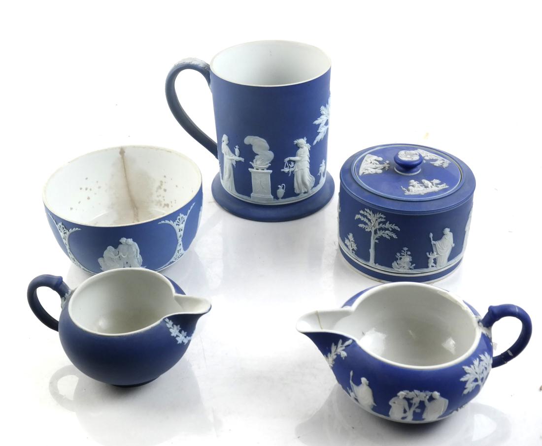 Wedgwood Pottery: 5 Articles (1 of 8)