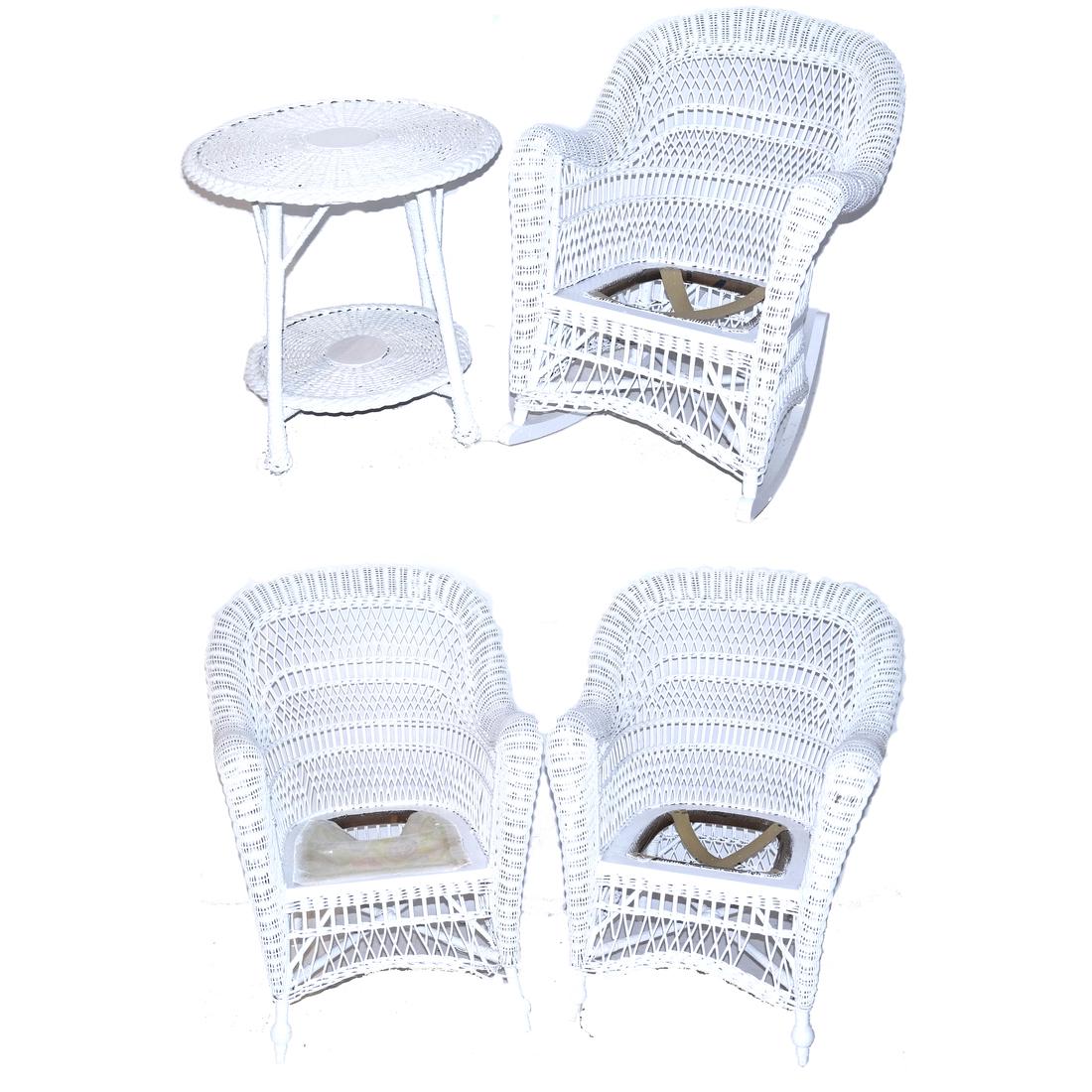 Victorian Style Four-Piece White Wicker Set (1 of 8)
