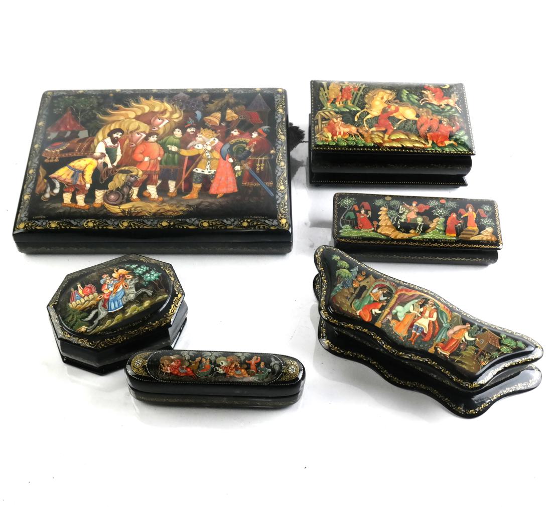 6 Russian Papier Mache Enamelled Boxes, Late 20th C. (1 of 9)