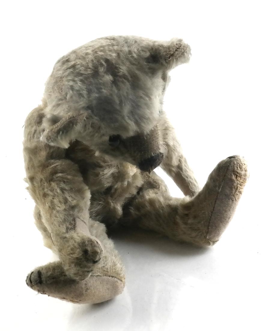 Steiff Hump Back Teddy Bear Toy With Squeeze Box, 1930 (1 of 4)