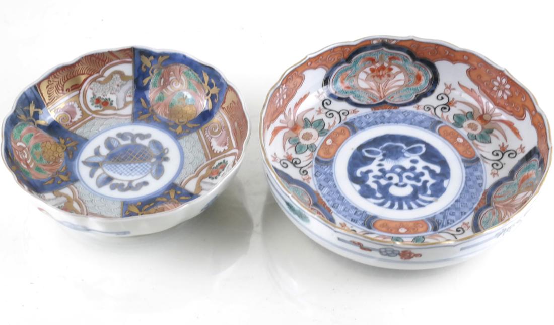 Two Antique Imari Bowls (1 of 8)