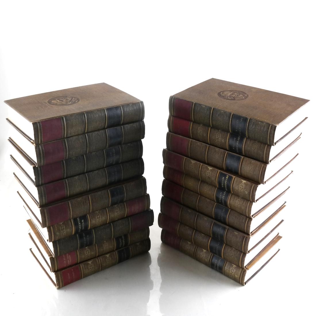 Books - William Shakespeare, 18 Volumes (1 of 5)